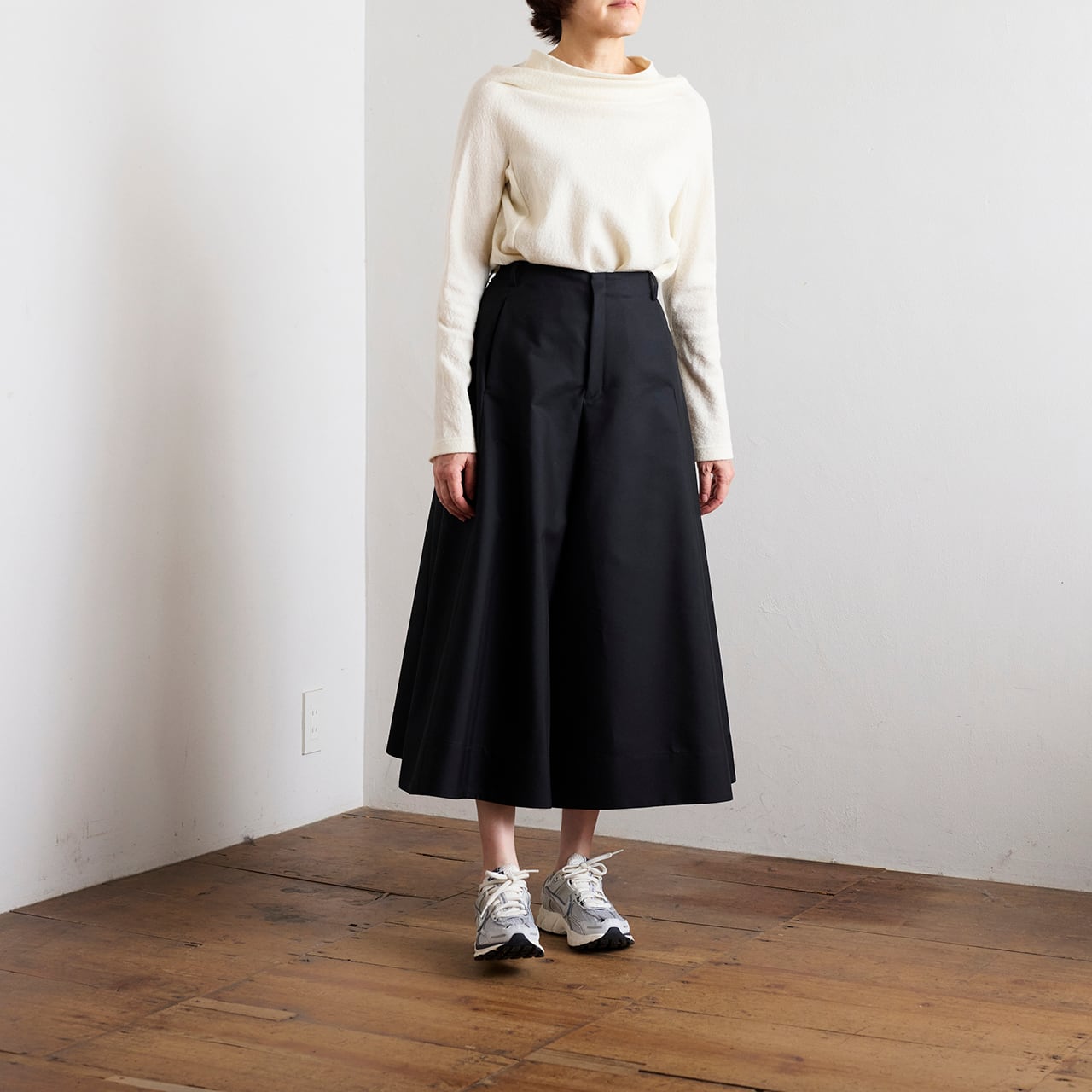 TENNE HANDCRAFTED MODERN テンハンドクラフテッドモダン tent line