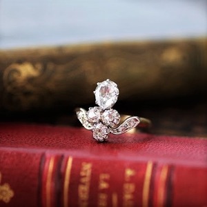 Diamond fleur-de-lis Ring　フルール・ド・リス　ダイヤモンド　リング