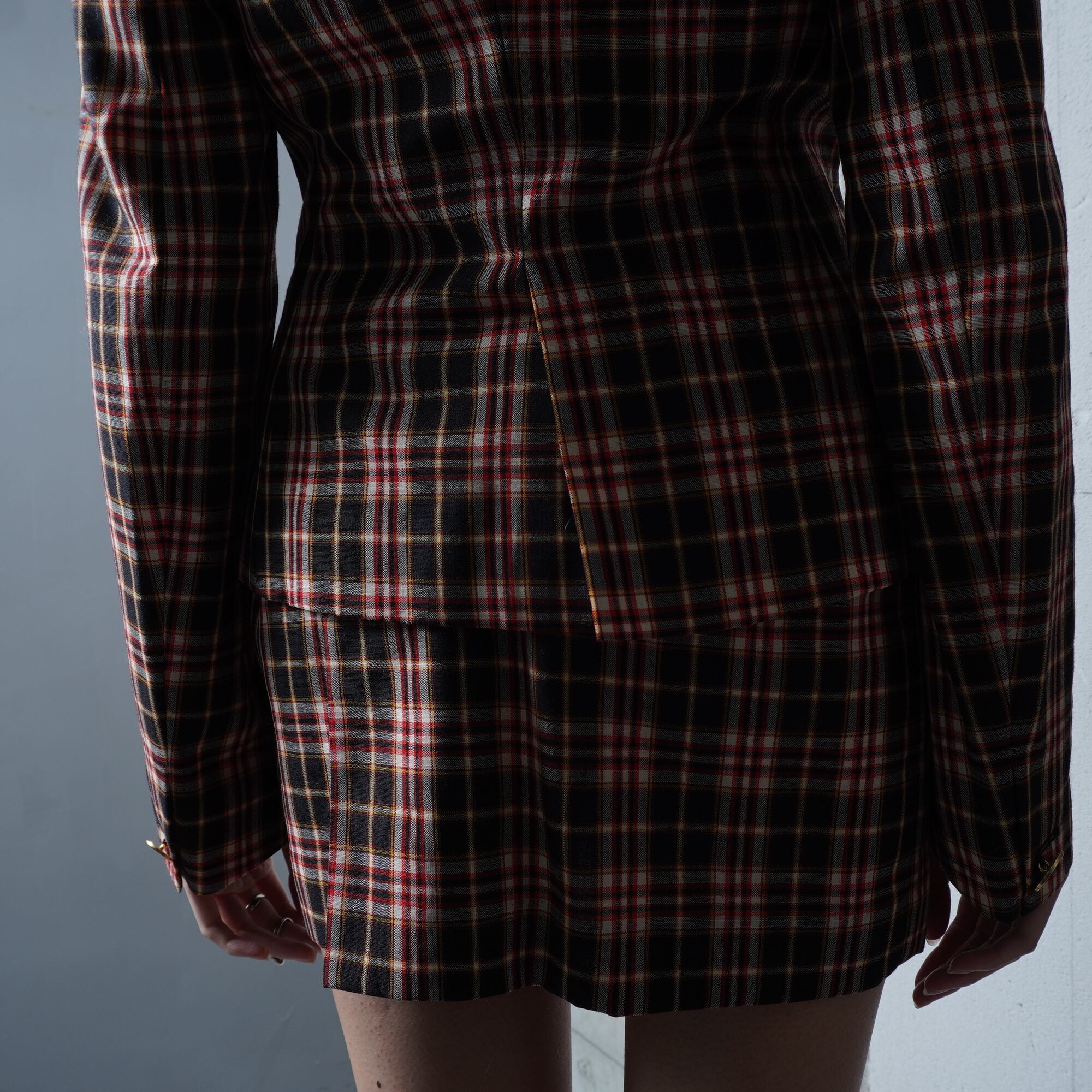 希少 ヴィヴィアンウエストウッド スカート セットアップ オーブ柄ボタン 40 Vivienne Westwood】ヴィヴィアンウエストウッド オーブロゴボタン