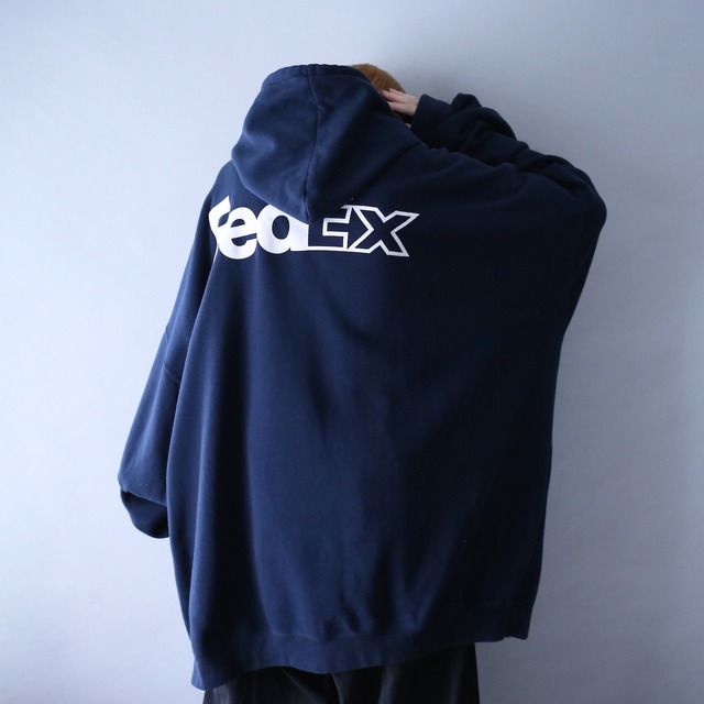 "FedEx" super over silhouette front and back printed sweat parka