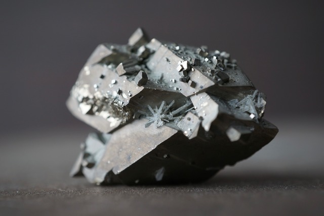 ブルガリア産パイライト/クォーツ Pyrite / Quartz 1698