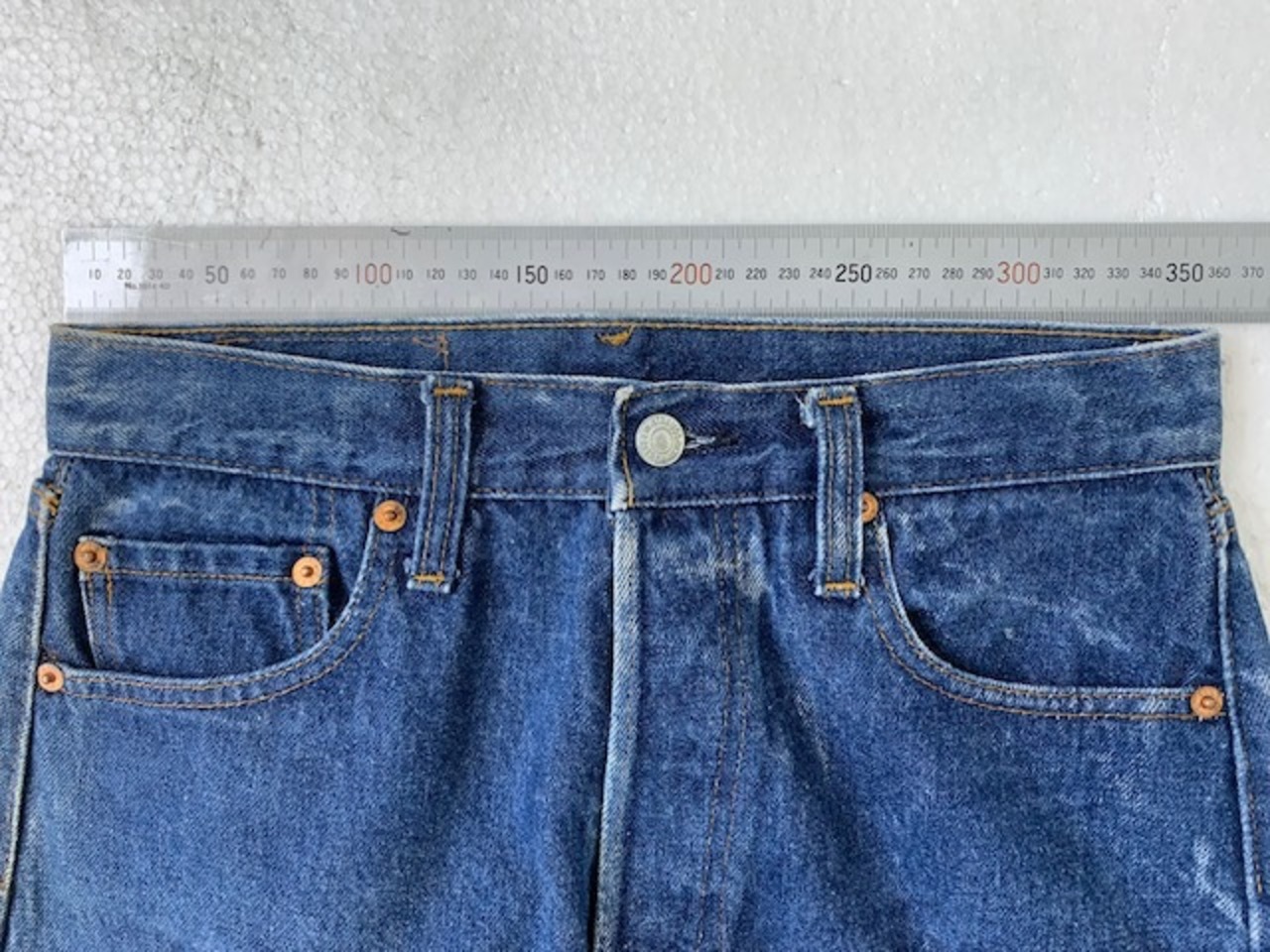 M-106 リーバイス Levis501古着 1980年66後期 米国製刻6　W 70cm  股下 81cm