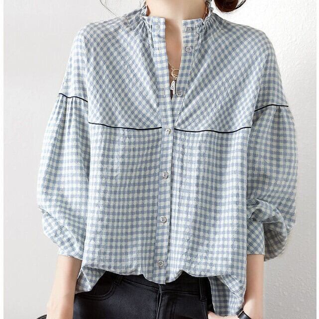 トップス レディース シャツ ミディアム丈 長袖 スタンドカラー ワイド ゆったり フリル かわいい 大人可愛い シンプル カジュアル 上品 清楚 おしゃれ お洒落 綺麗 おとな ナチュラル こなれ感 ラフ ラブリー キュート ルーズ リラックス 抜け感 爽やか チェック柄 格子柄 ギンガムチェック OL 通勤 学生 通学 デート お出かけ 女子会 休日 散歩 カフェ巡り 送料無料 公園デビュー M L XL 2XL ゆったり ゆる ライトブルー 春 秋 20代 30代 40代 着回し 普段使い 楽ちん