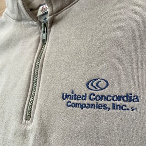 【JERZEES】90s USA製 ハーフジップ スウェット プルオーバー 企業系 企業ロゴ united concordia ワンポイント 刺繍ロゴ L US古着