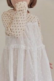 韓国子供服 / 26Autumn / 〖取寄〗MOME / クリームレイヤードワンピース / キッズ服 /ナチュラル服 / 秋服 *XS~L*
