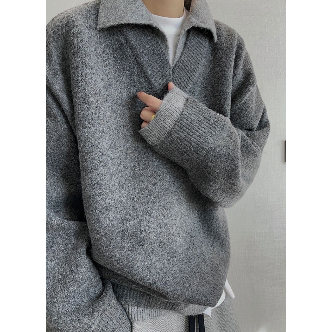 フェイクツーピース V ネックコントラストカラーニット　1041