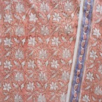 ブロックプリント生地【50cm単位】インド綿 片耳ボーダー付き 花柄 オレンジ×白 #25558-OR1