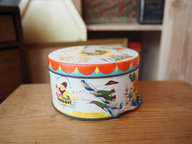 イギリスアンティーク　トフィー缶