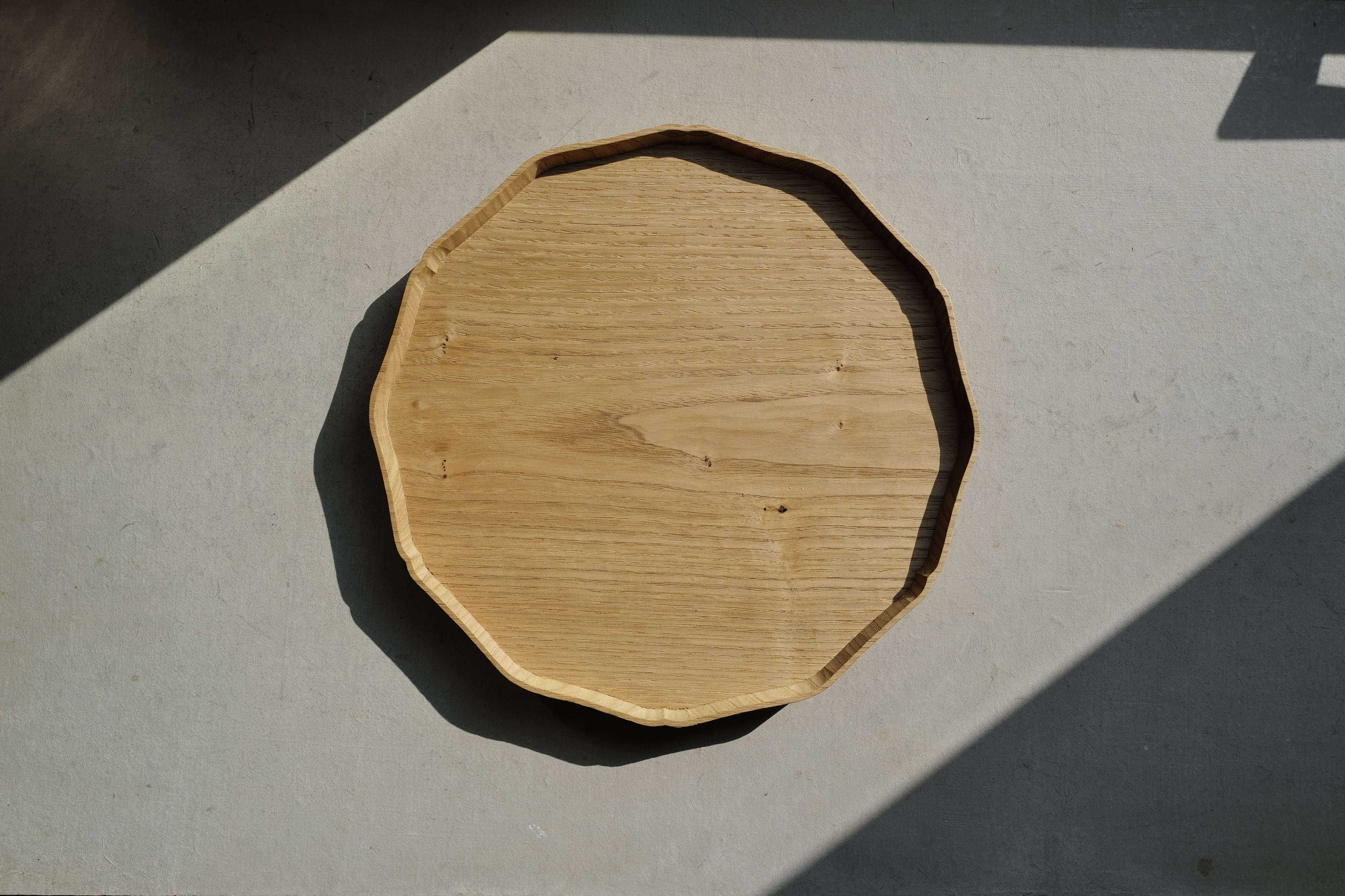 加藤良行 16.輪花丸盆 尺 | 陶屋なづな