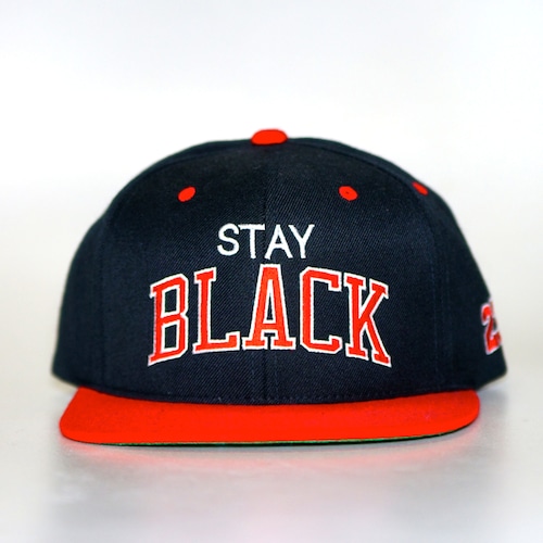 Stay Black Bulls #23 Snap Back Cap ( Black/Red )