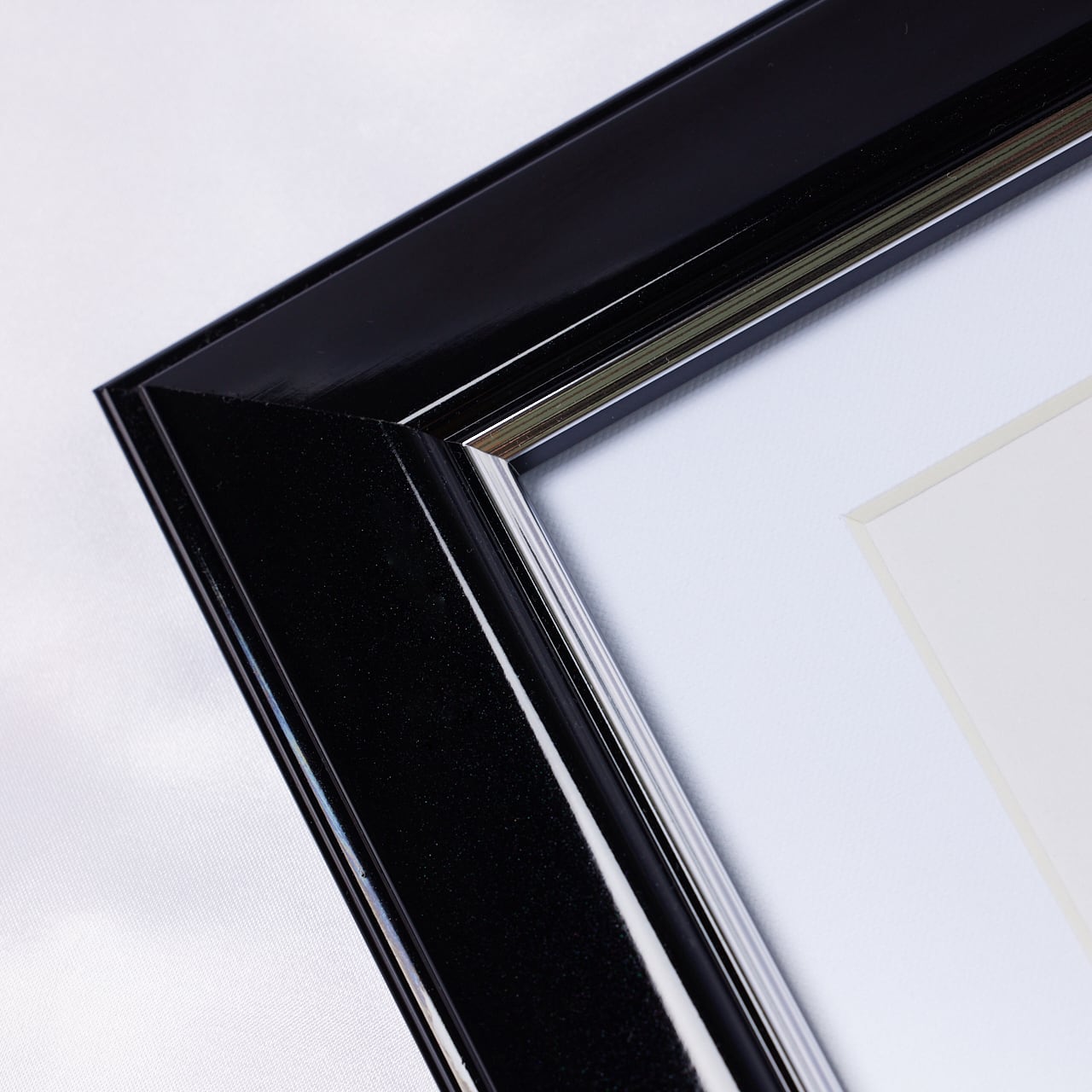 2点セット】遺影額 4切サイズ、ハガキ(手札)サイズのセット ✳︎カラー