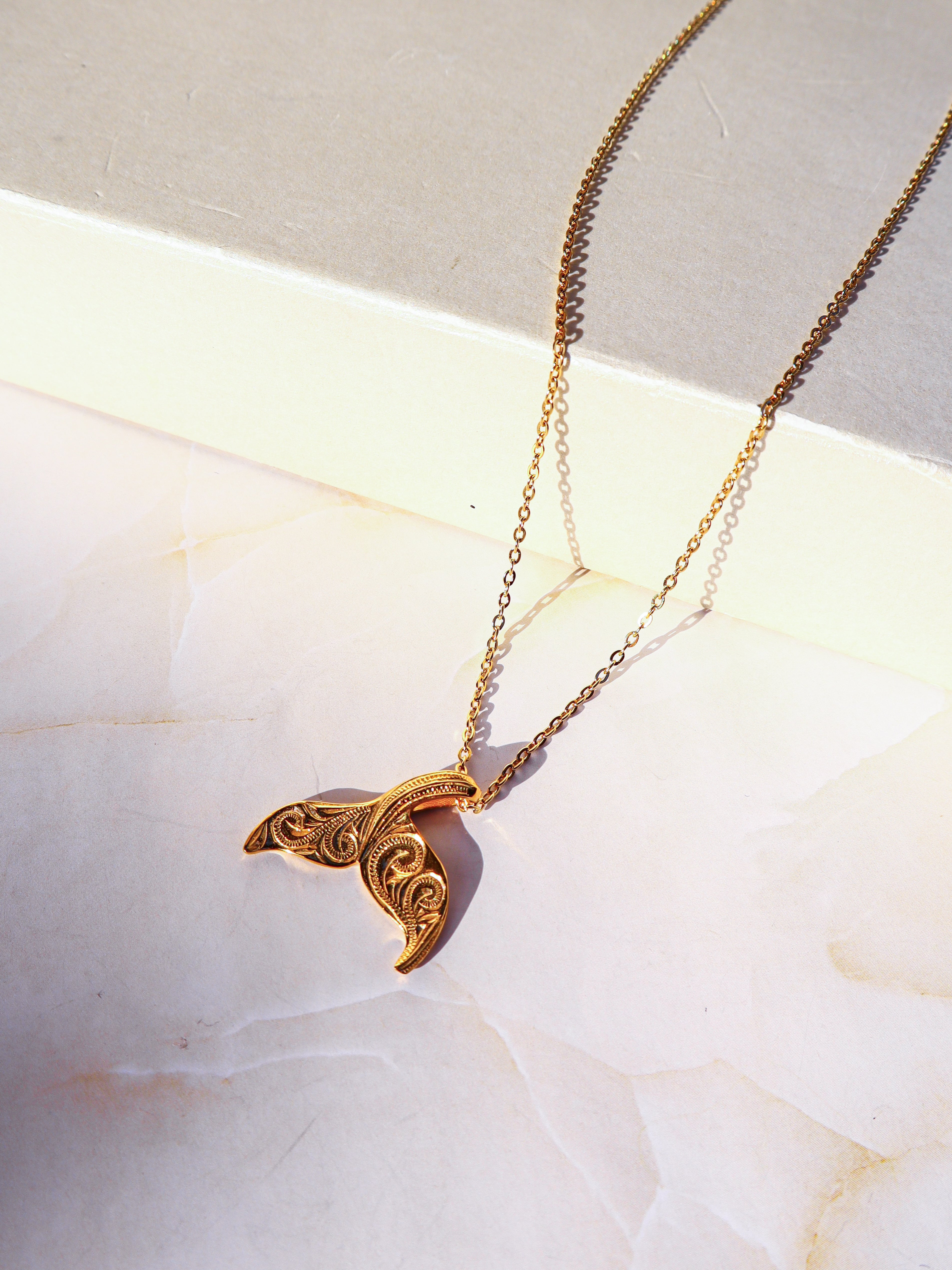 Whaletail necklace L size | IRIEBEACH