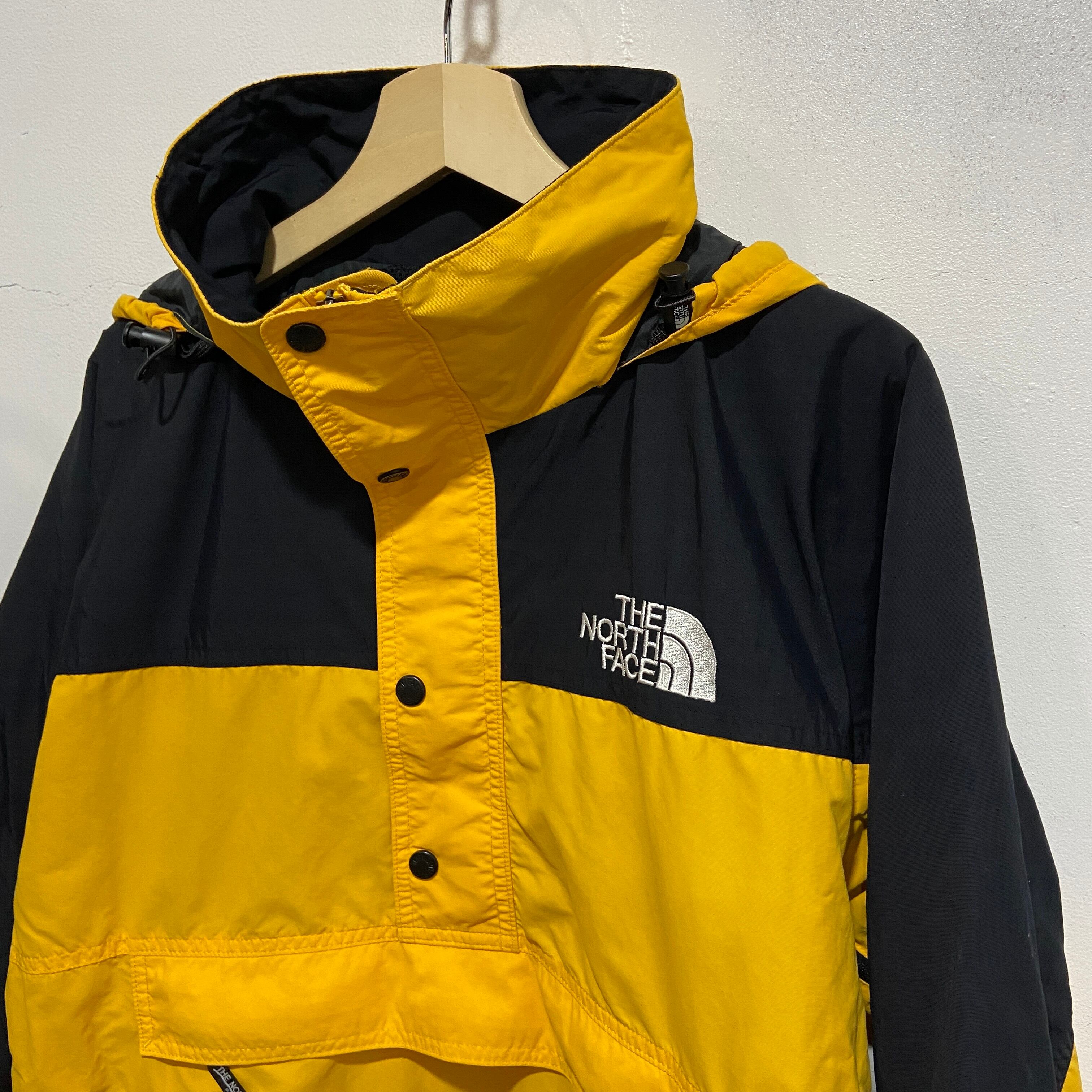 送料無料』THE NORTH FACE アノラックパーカー イエロー×ブラック ...