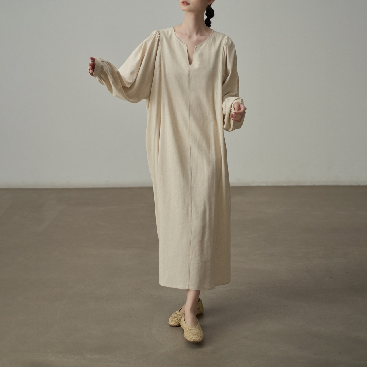 Vネックウエストタイワンピース H0075