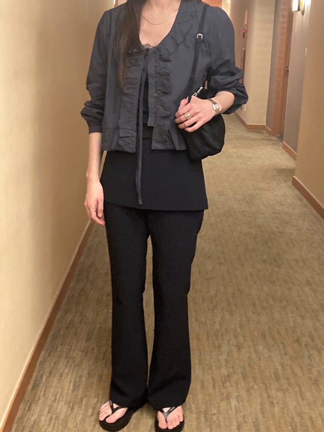 (予約) TOUST / Rea pintuck blouse 2color