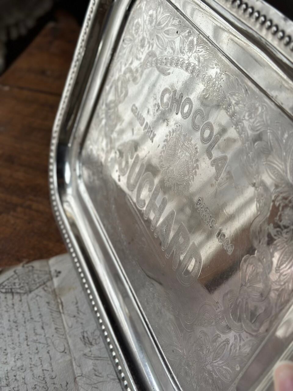 銀色トレイ CHOCOLA SUCHARD ショコラ・シュシャール | Brocante de La