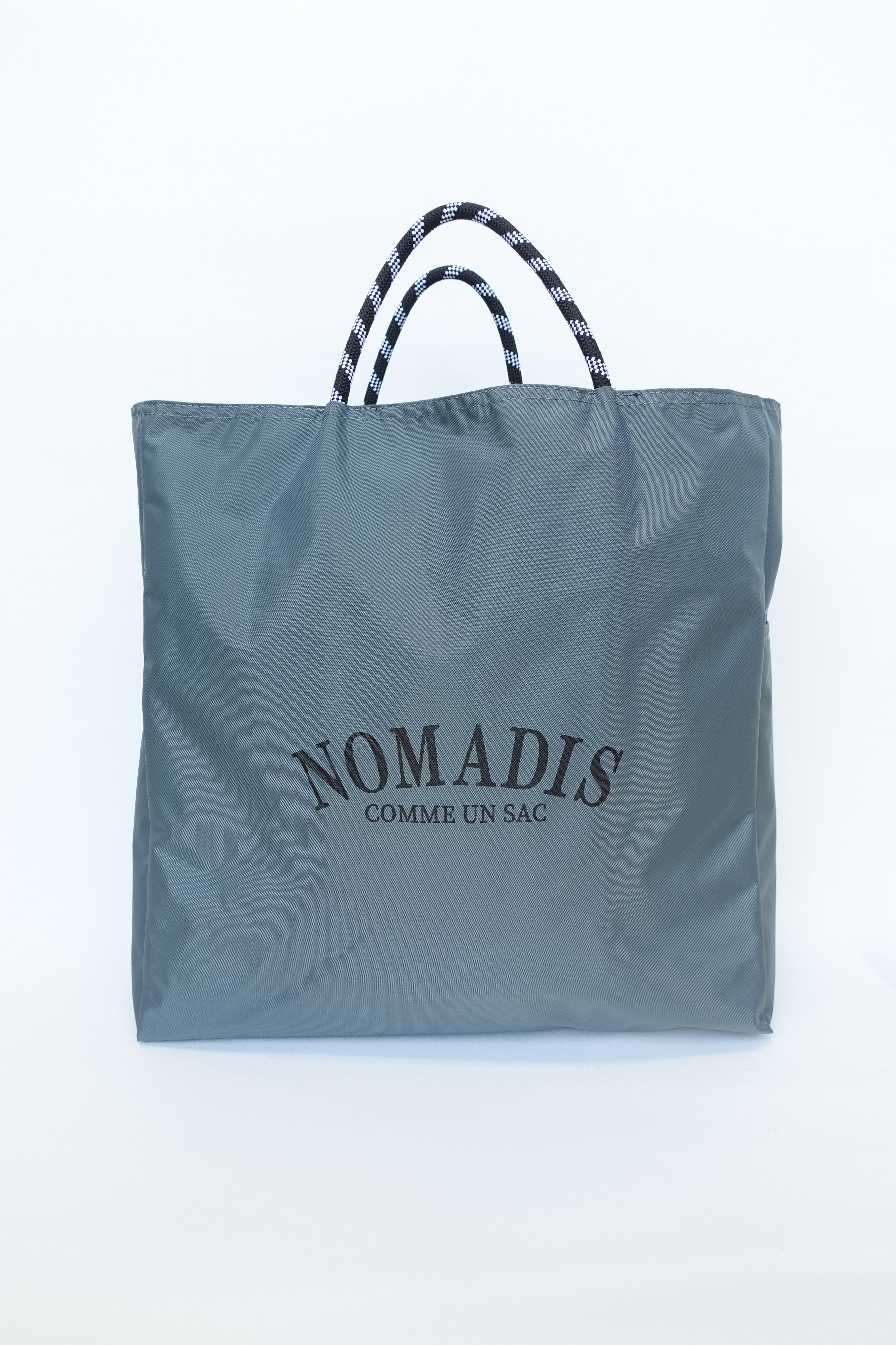 NOMADIS バック