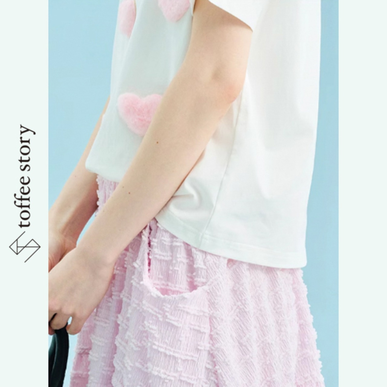 ハートを着こなす、 fluffy love Tシャツ《i0650》