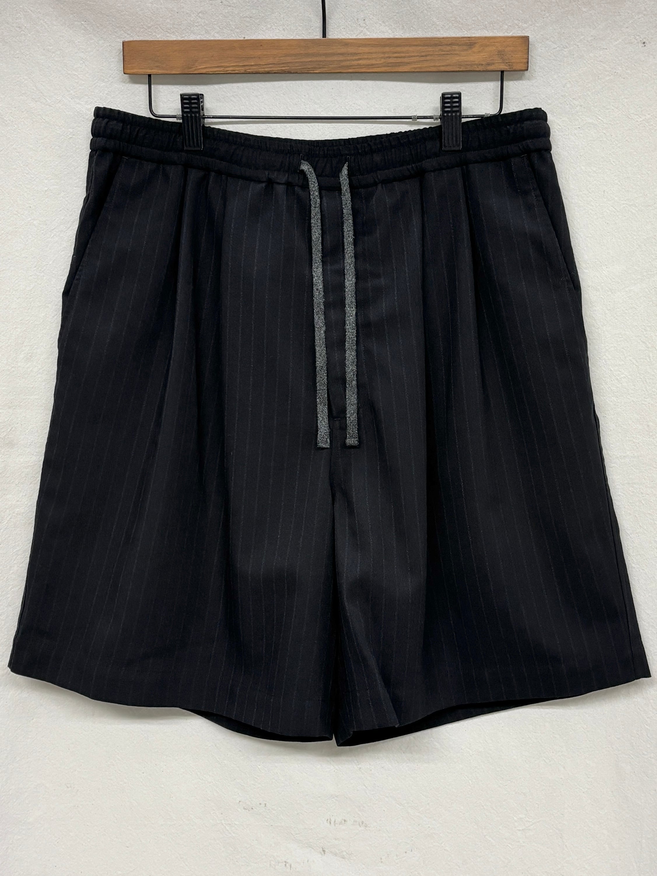 awasa / vintage wool amunzen wide easy shorts (STRIPE) | THE