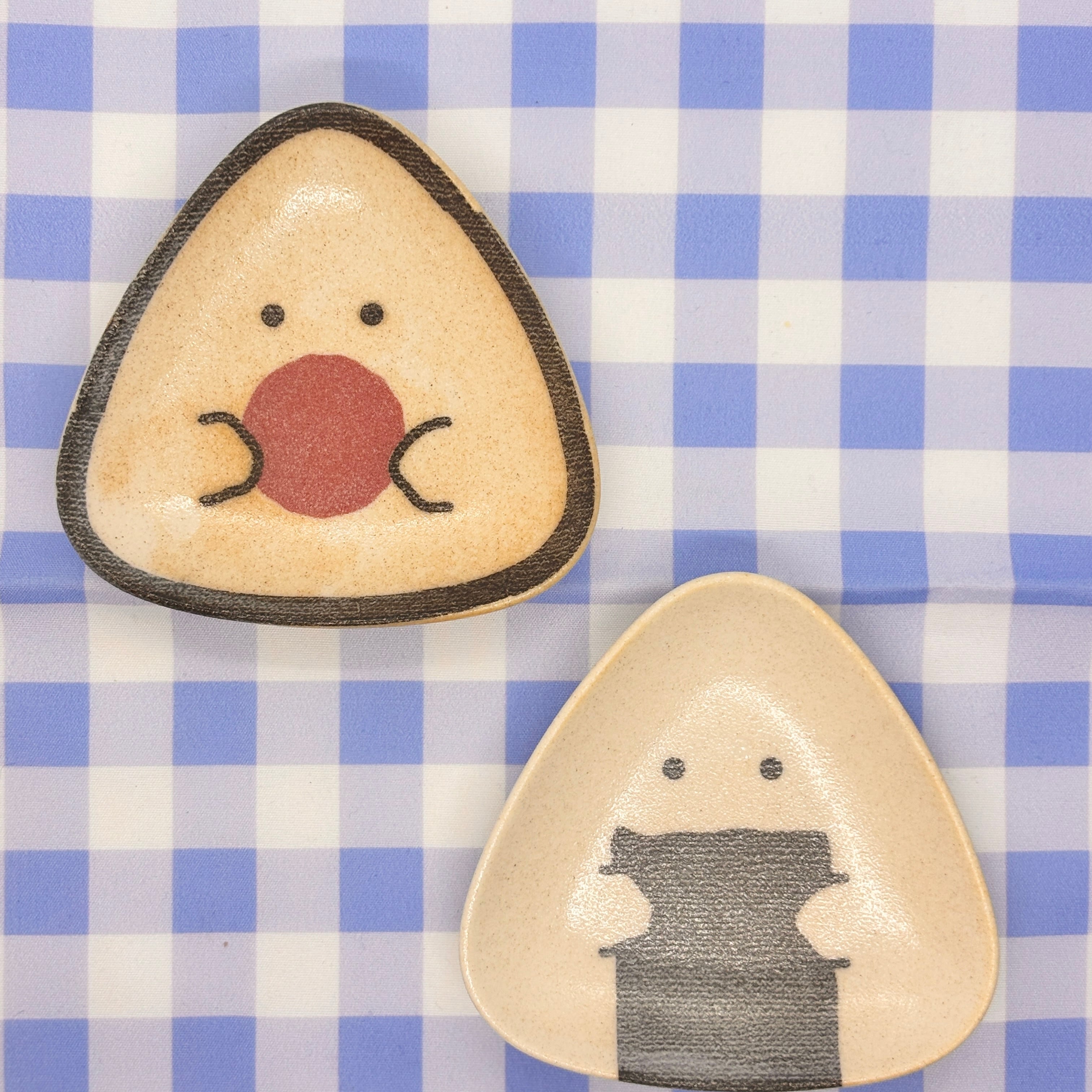 ぎゅっとおにぎりさん　小皿