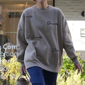 起毛あったか刺繍ロゴカットソー