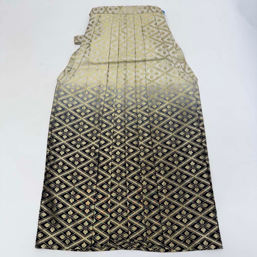 袴 行灯袴 男袴 紐下丈92.5cm 男性用袴 2Lサイズ 成人式袴 金 黒 中古 4646