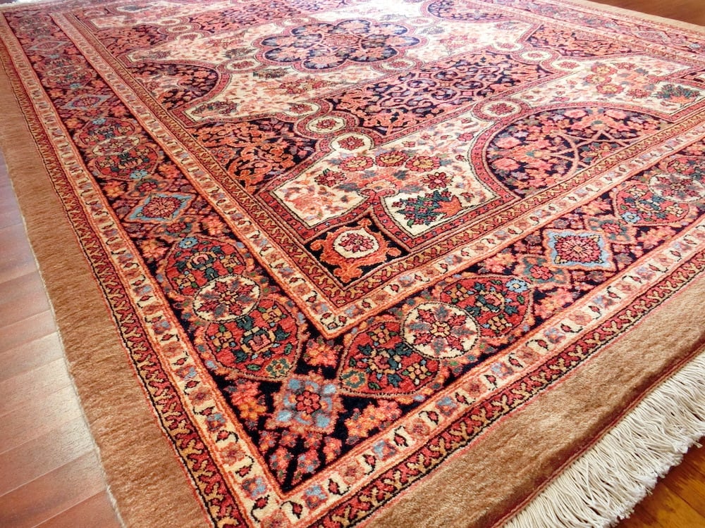 カシュガイ産ペルシャ絨毯-