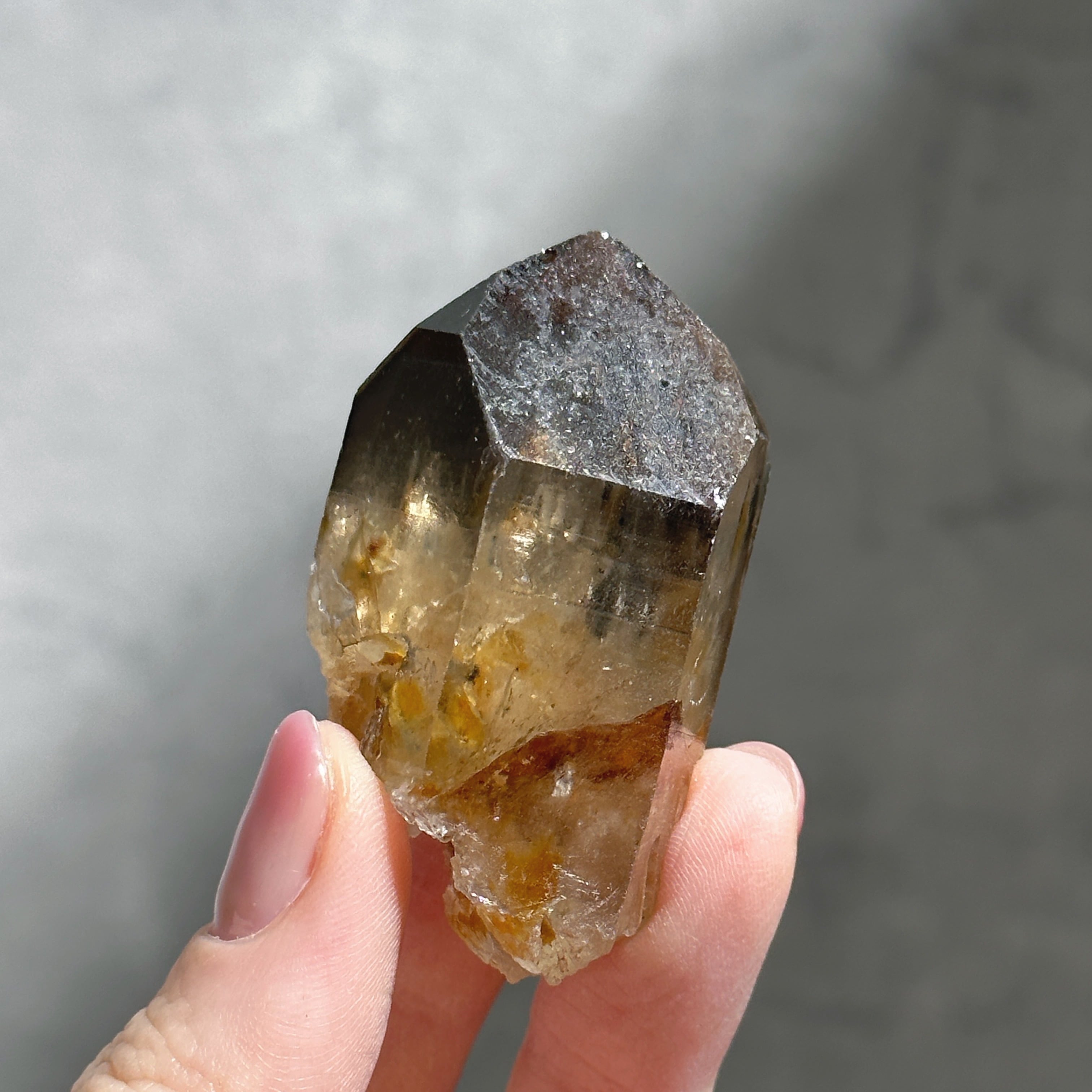 シトリン（黄水晶） 原石01◇ Citrine ◇ 天然石・鉱物