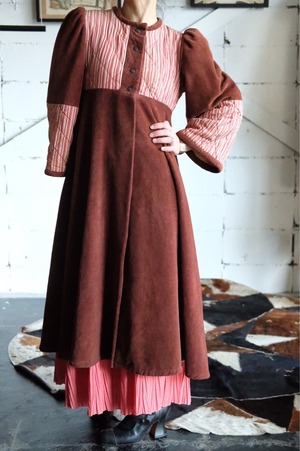 Vintage puff sleeves coat