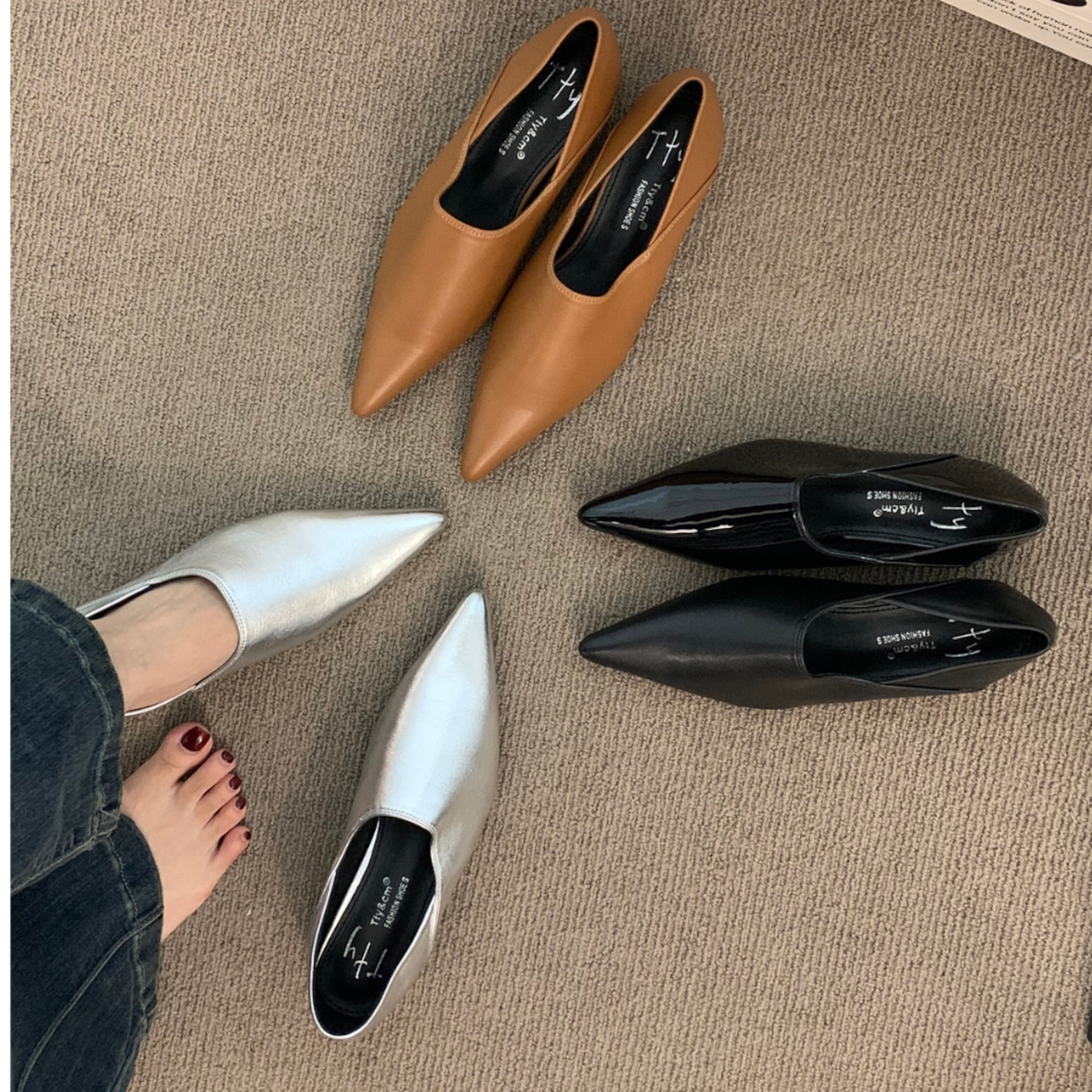 pointed-toe loafers T6017