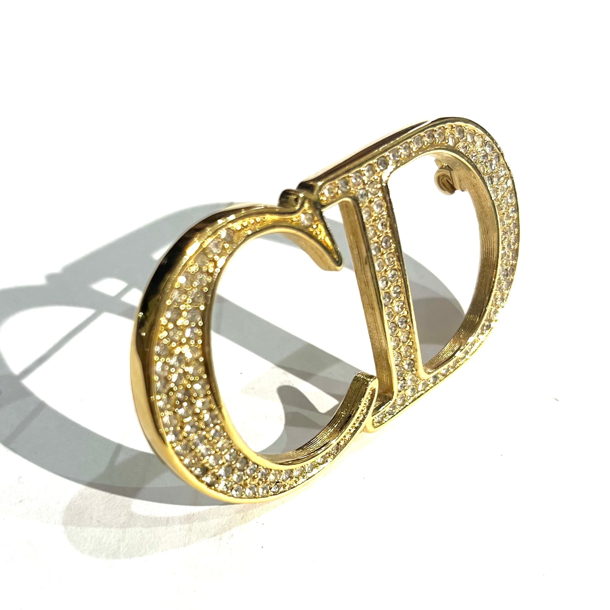 Christian Dior】CDロゴ ラインストーン ブローチ／ゴールド