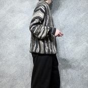 brown 3D design knit