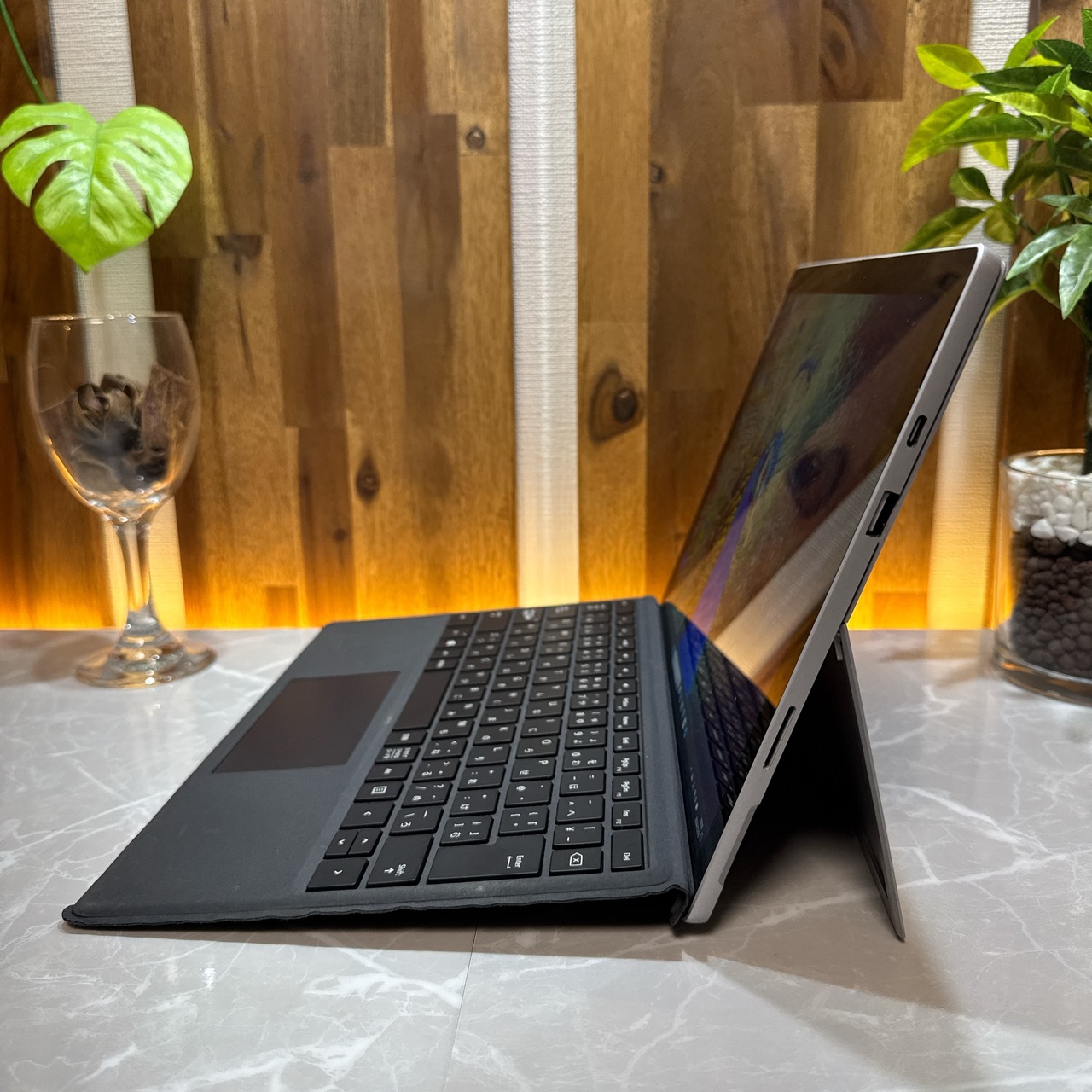 最新2021年式 Microsoft Surface Pro 7+/Core i5 第11世代/メモリ8GB/SSD256GB/ノートパソコン