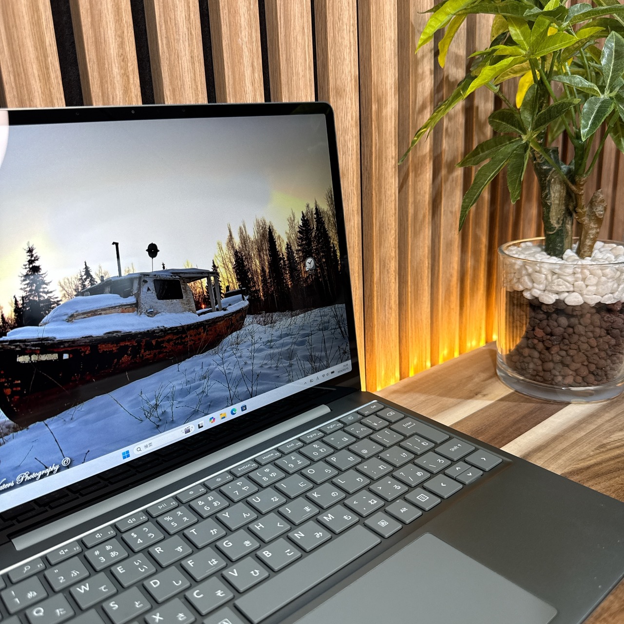 \ 公式ショップ限定価格❣️/ 準美品《新型2022年モデル》Surface Laptop Go2 第11世代 メモリ8GB SSD128GB ノートパソコン 安心サポート&3ヶ月保証付き