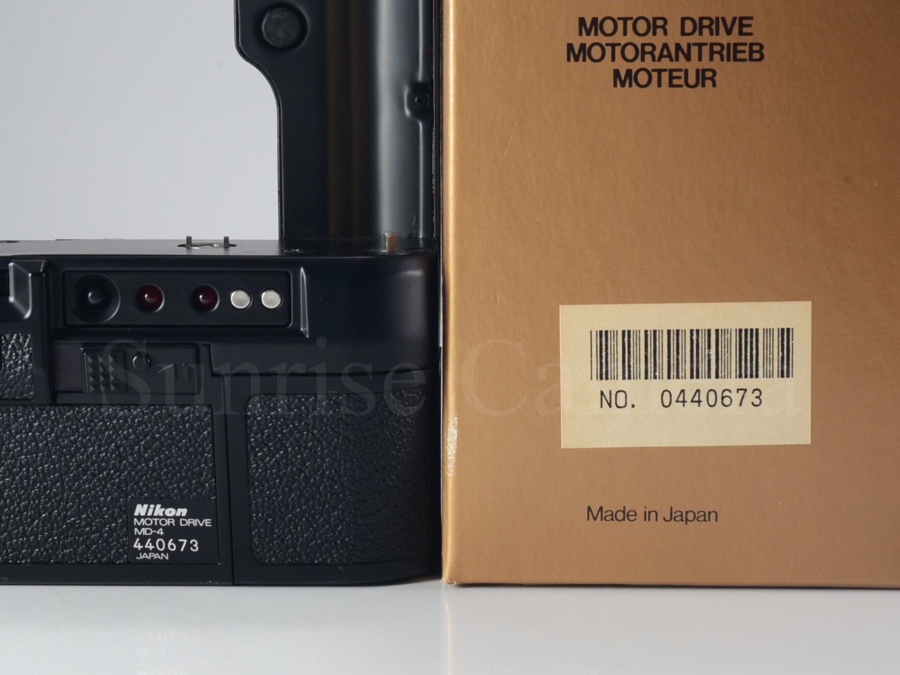 元箱付き 新品級 ニコン MD-4 モータードライブ カメラ 元箱付き 極上品