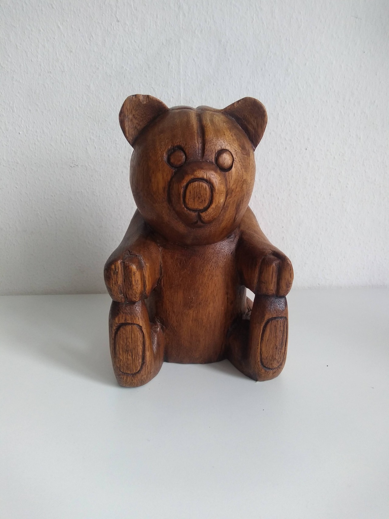 木彫りのクマ　