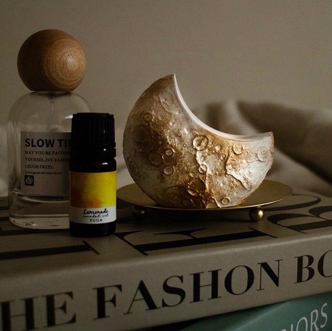 【完売】アロマストーン 香水 モノトーン フレーム ポスター オブジェ 完売】アロマストーン 香水 モノトーン フレーム ポスター オブジェ