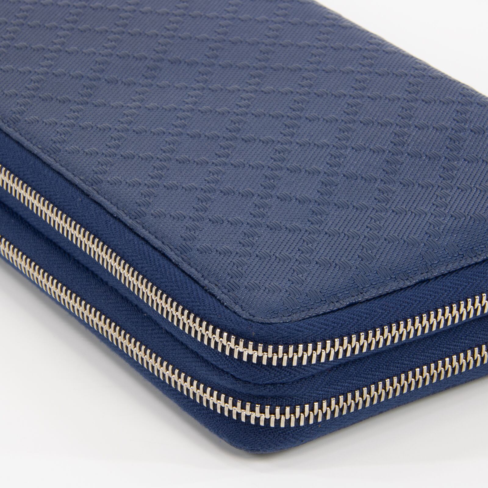 本物・送料無料・新品同様】グッチ・長財布・ダブルファスナー