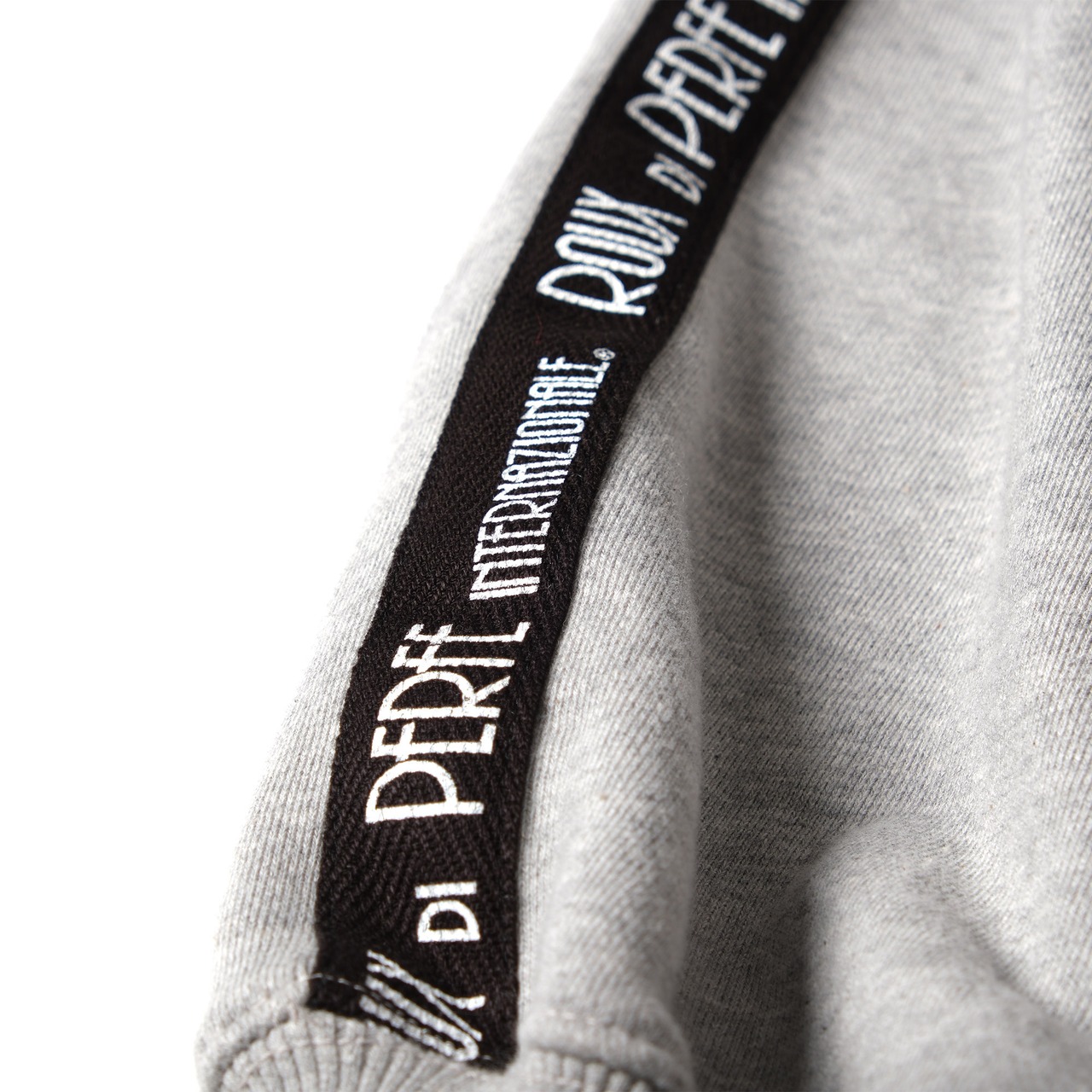 袖ロゴトレーナー