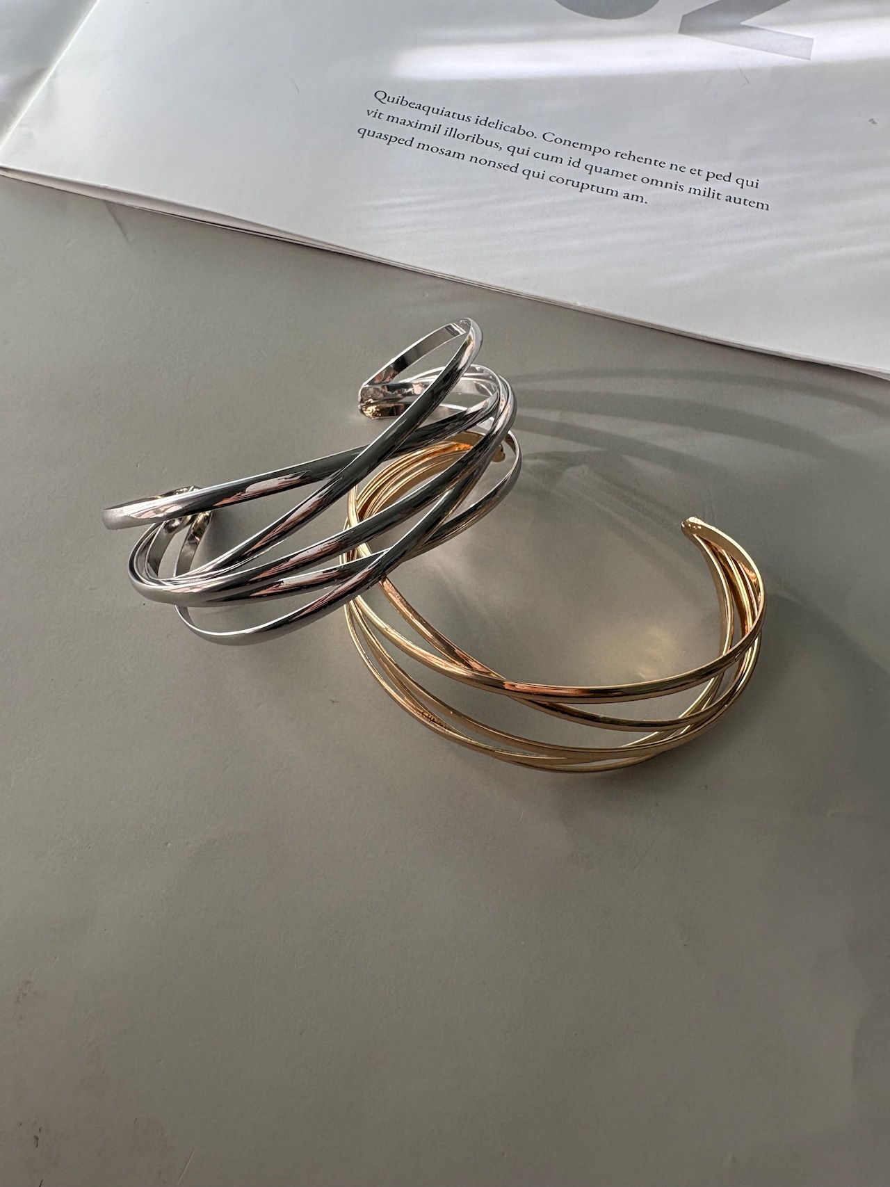 マルチラップバングル