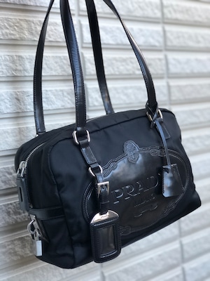 PRADA プラダ　ロゴ型押し　ビッグ　レザー×ナイロン　ミニボストン　ハンドバッグ　ブラック　vintage　ヴィンテージ　オールド　fzeu5f