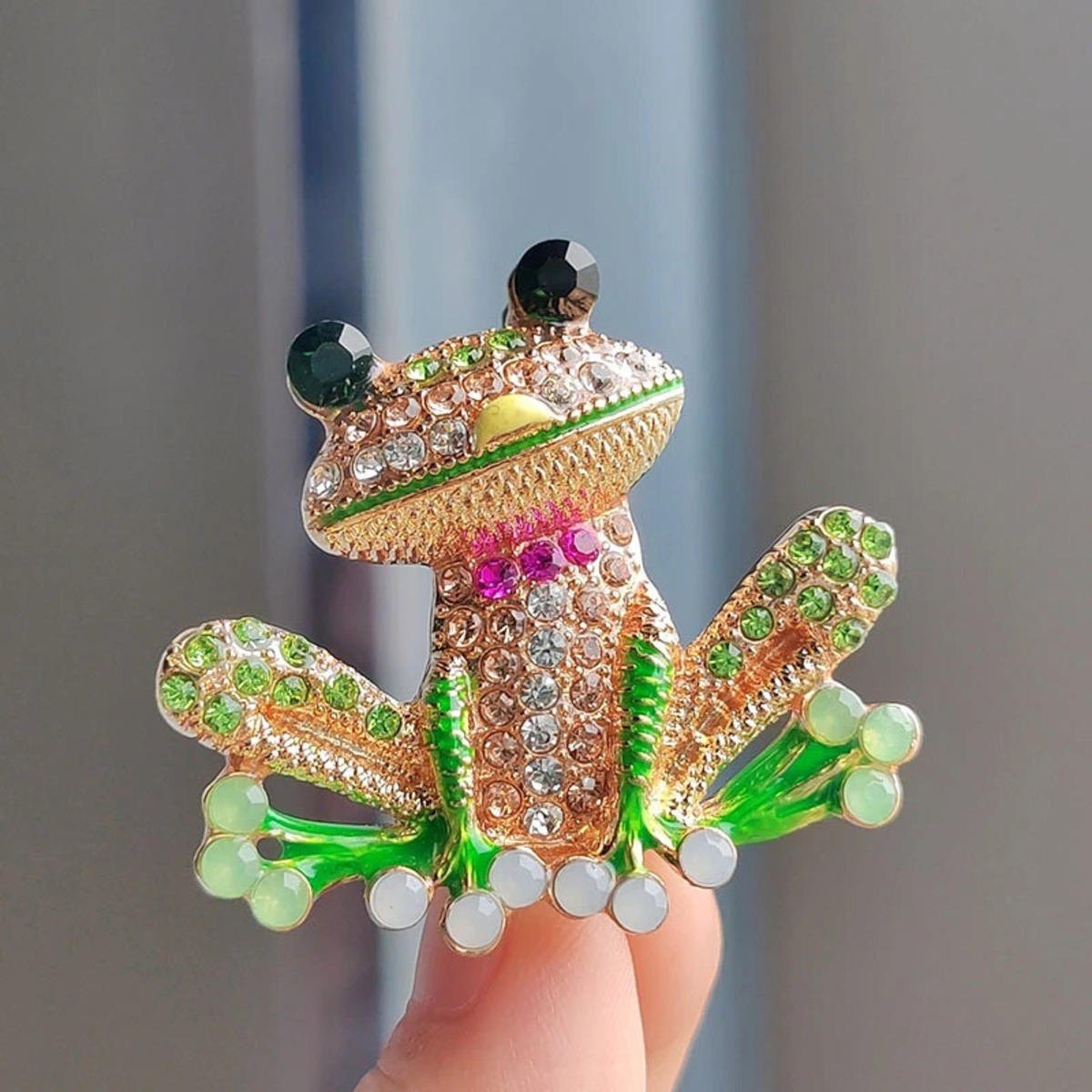 カエルのフルラインストーンブローチ | 光沢のあるジルコンメタル 