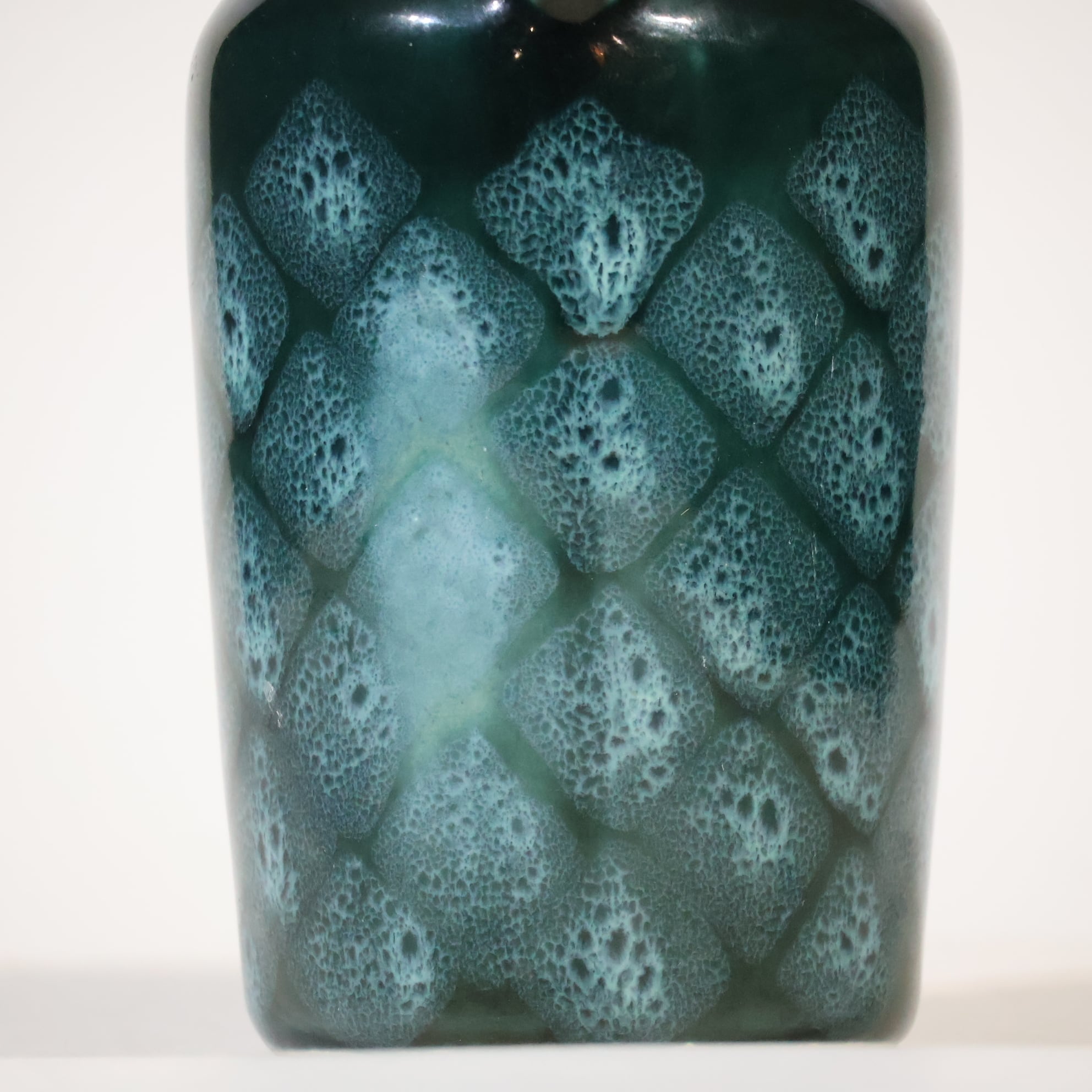 Strehla-- 18.0cm | Fat Lava & German Art Pottery