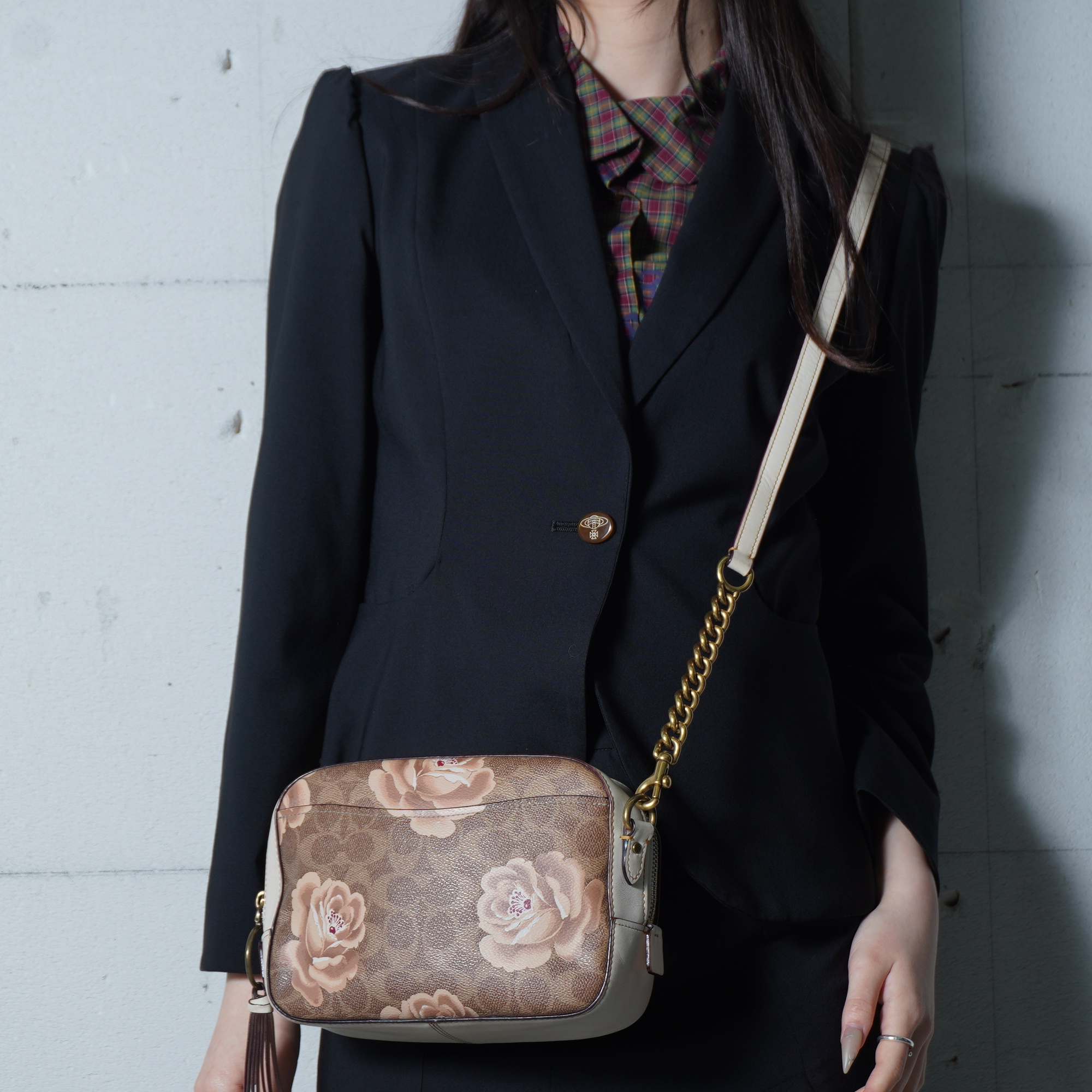 COACH】コーチ 花柄・シグネチャーレザーショルダーバッグ white&brown 