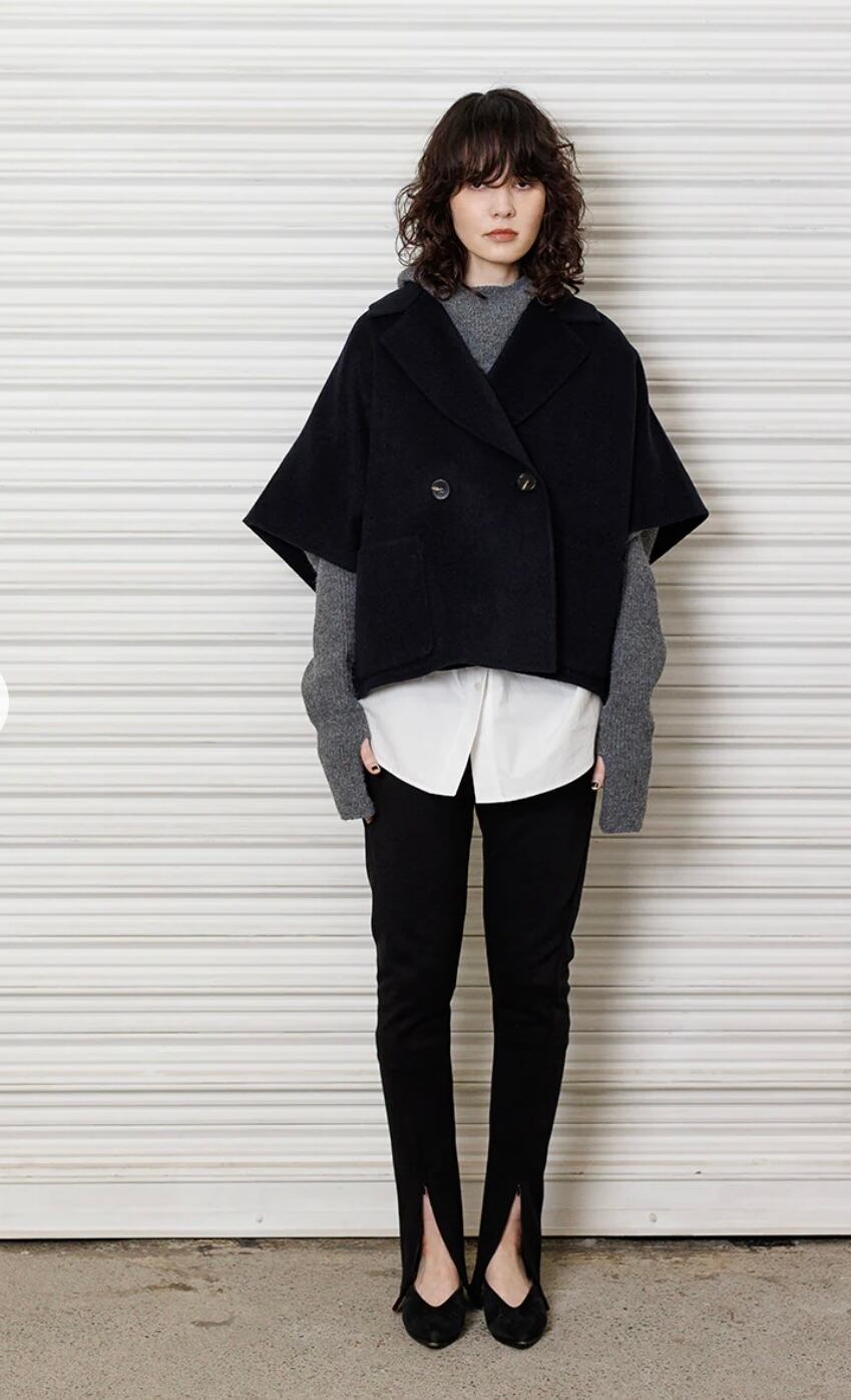 YENN 】DOUBLE FACE CAPE JACKET | valance 福井|レディース YENN 】DOUBLE FACE CAPE JACKET | valance 福井|レディース