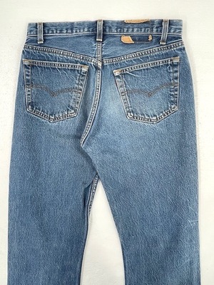 M-281  リーバイス501レギュラー古着 1990年代　米国製刻印515　  W77cm(ぐるり） 股下 65cm