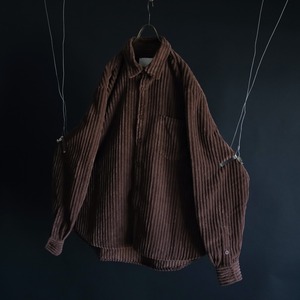over silhouette " 太畝 " design brown color fleece shirt