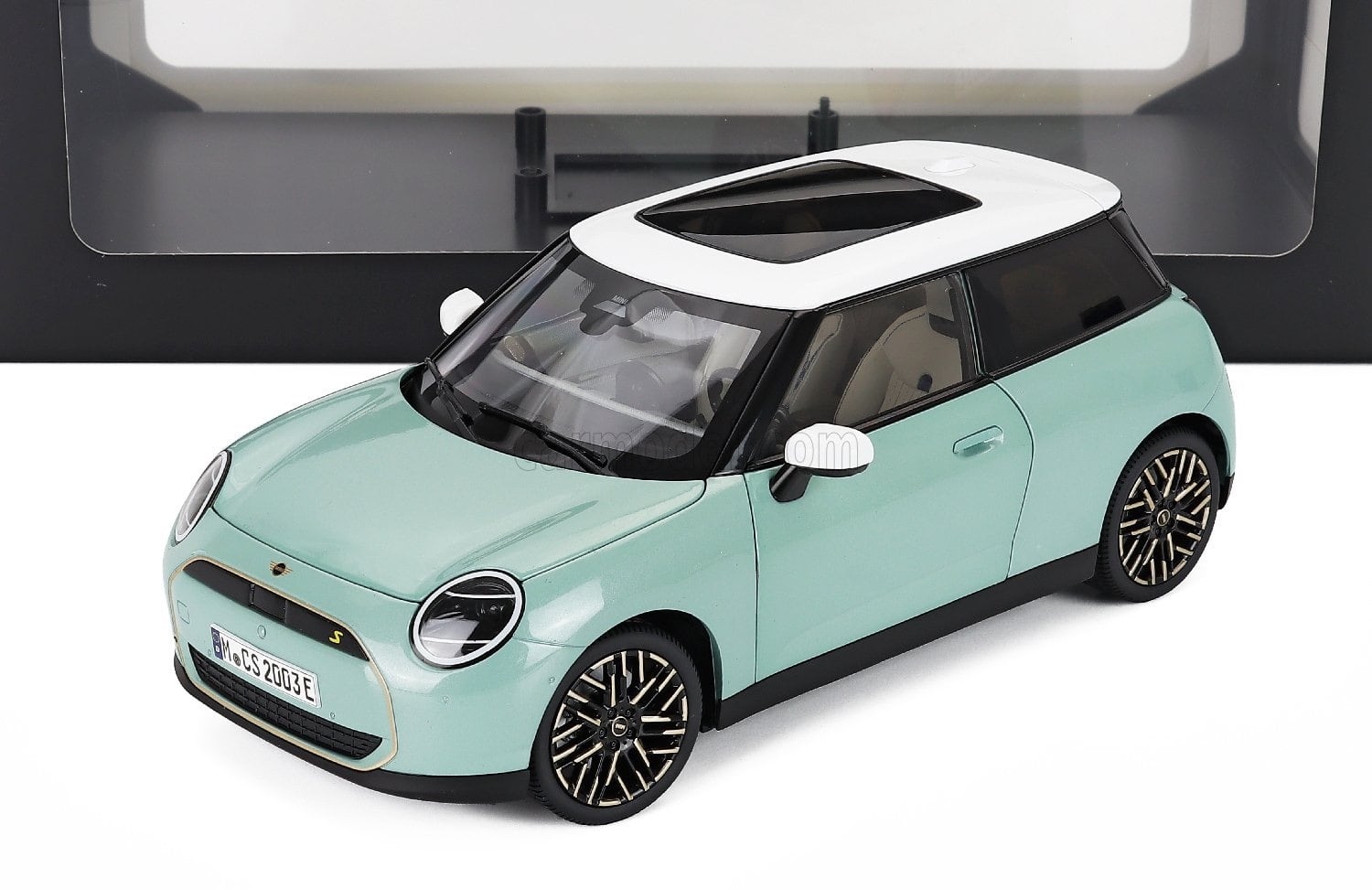 ミニカー 1/18 テスラ サイバートラック TOPMARQUES 1/18 TESLA