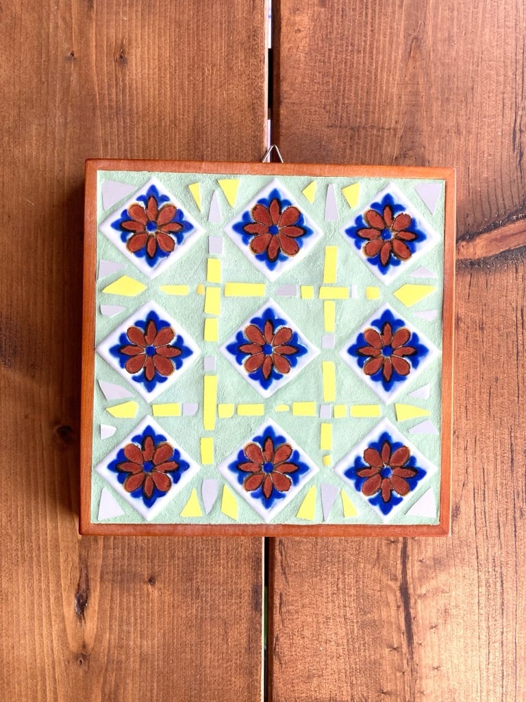 モザイクタイルアート レトロフラワーⅡ | Mosaic Tile Works