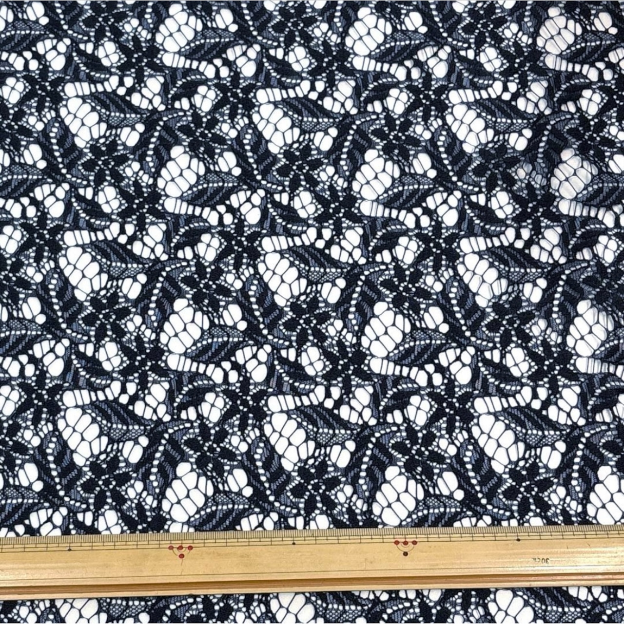 ★TB486◆2.5m◆綿ポリエステル混ケミカルレース生地◆花柄◆ネイビーブラック